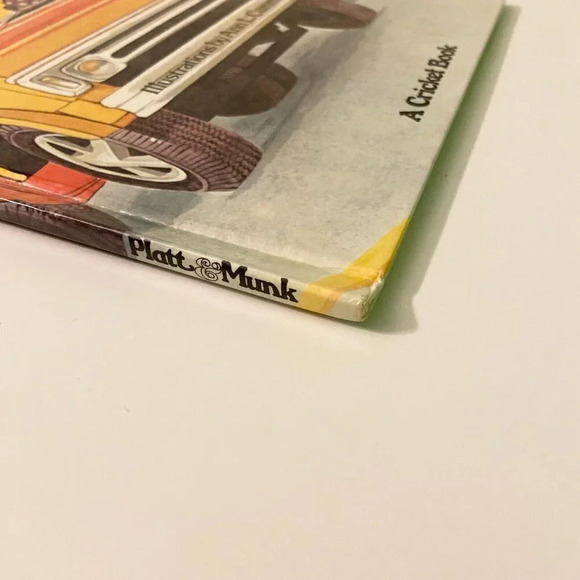 Vintage 1978 Watty Pipers Trucks A Cricket Book Platt  and Munk - Picture 3 of 15